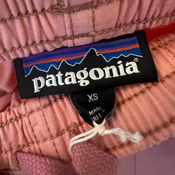 Patagonia Funhoggers Shorts in Sunfade Pink - Sz XS, Light Pink/Rose - Picture 6 of 6